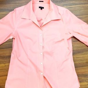 NWOT Talbots wrinkle free button down 3/4 sleeves w button.  Size 8.